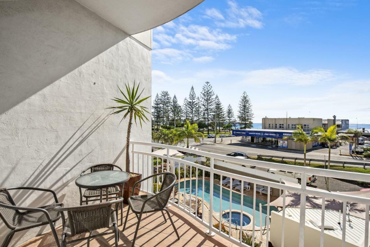 Two-Bedroom Deluxe Apartment with Air-Conditioning