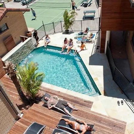 Maxmee Backpackers Resort-2
