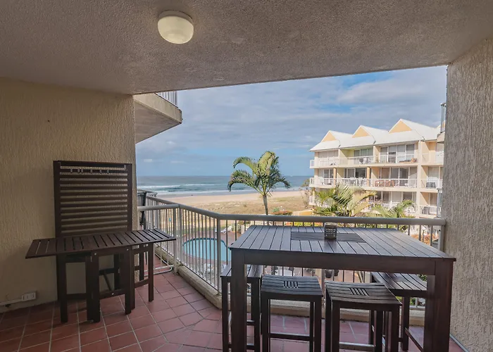 Crystal Beachfront Apartments